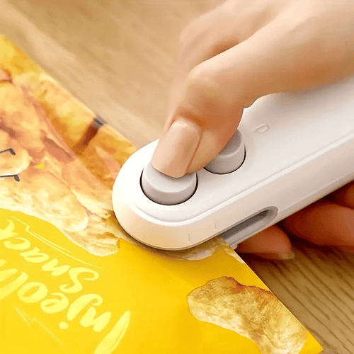 Small 2-in-1 Rechargeable Magnetic Snack Sealer