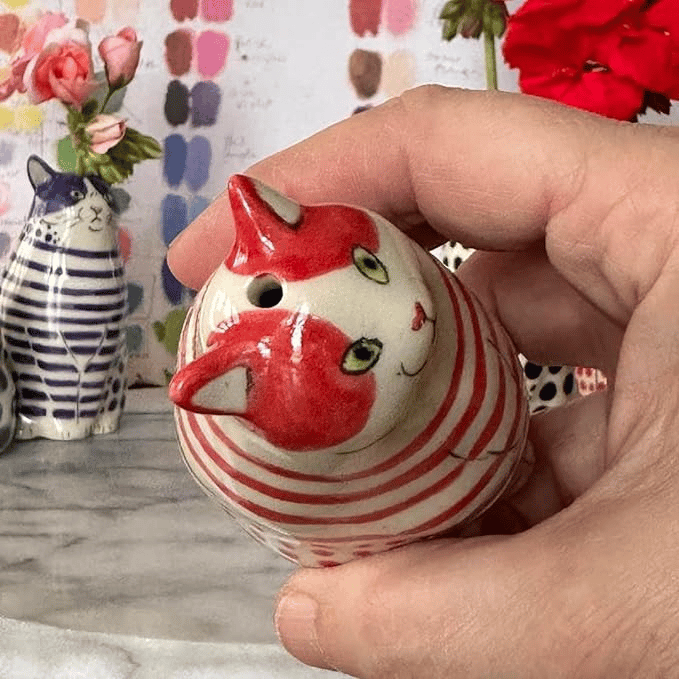 🐱 Hand-Painted Cat Vase Collection